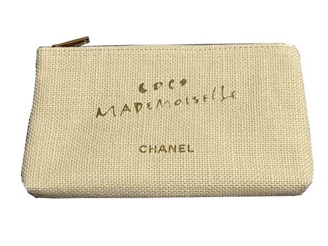 chanel kosmetiktasche gratis|COCO MADEMOISELLE .